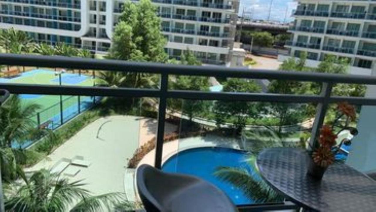 Azure C5 Man-Made Beach Balcony Multiple Units مانيلا المظهر الخارجي الصورة