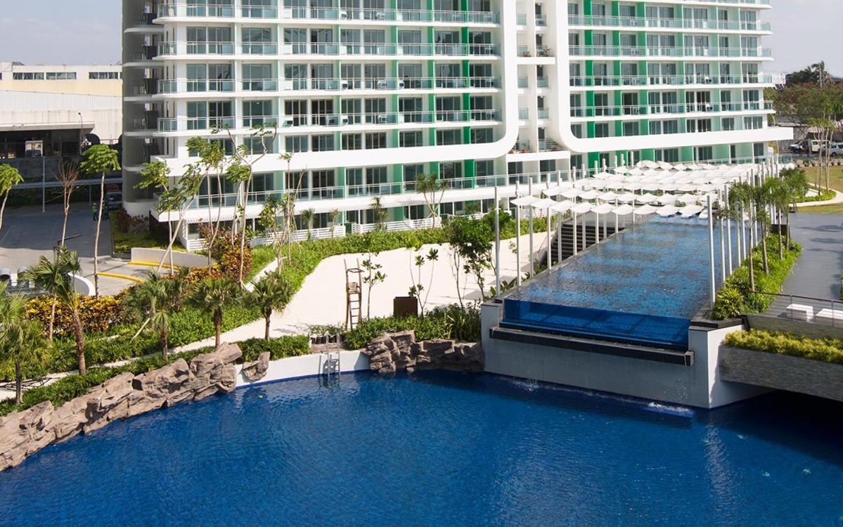 Azure C5 Man-Made Beach Balcony Multiple Units مانيلا المظهر الخارجي الصورة