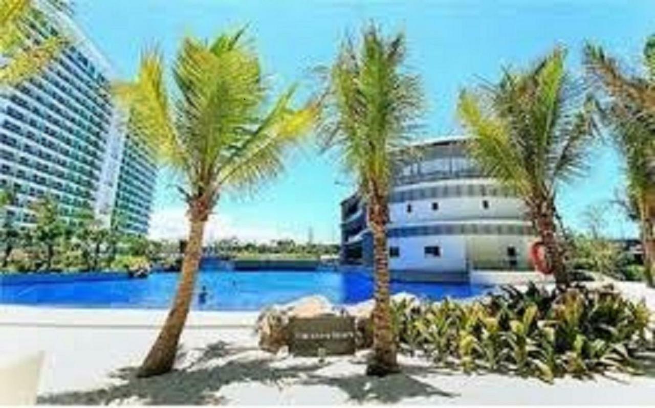 Azure C5 Man-Made Beach Balcony Multiple Units مانيلا المظهر الخارجي الصورة
